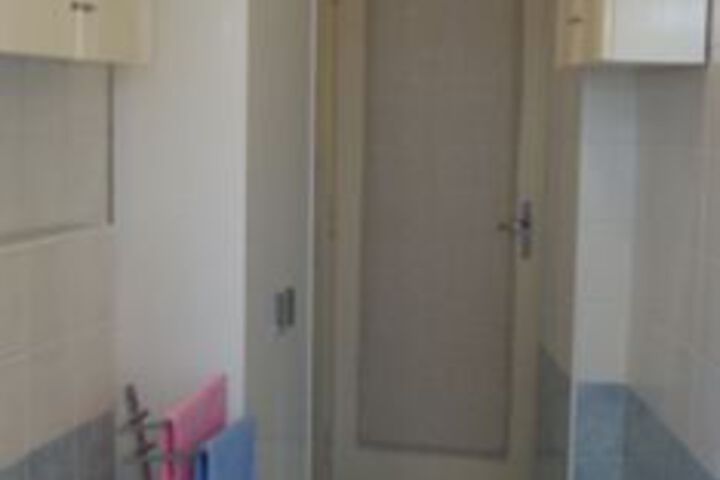 Room 4 of 36
