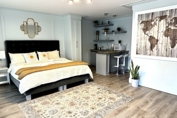 Room 5 of 51