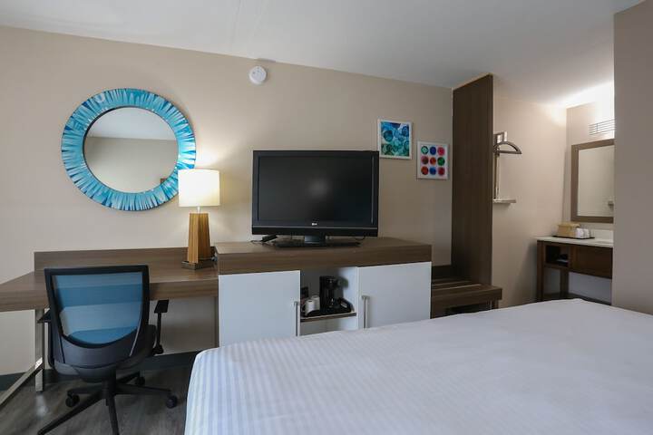 2 Double Beds (5 of 14)