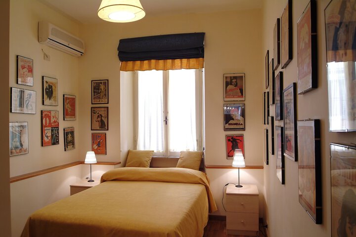 Room 4 of 39