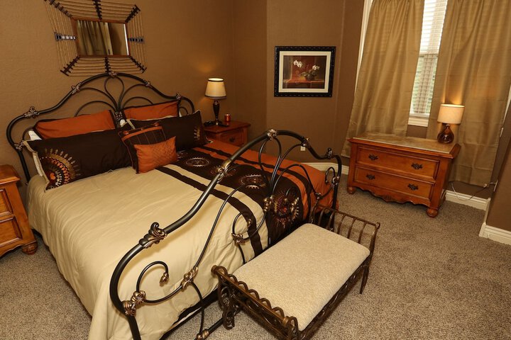 Room 6 of 44