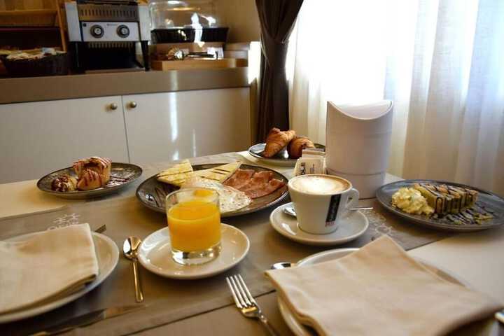 Breakfast/Coffee Service 36 of 53