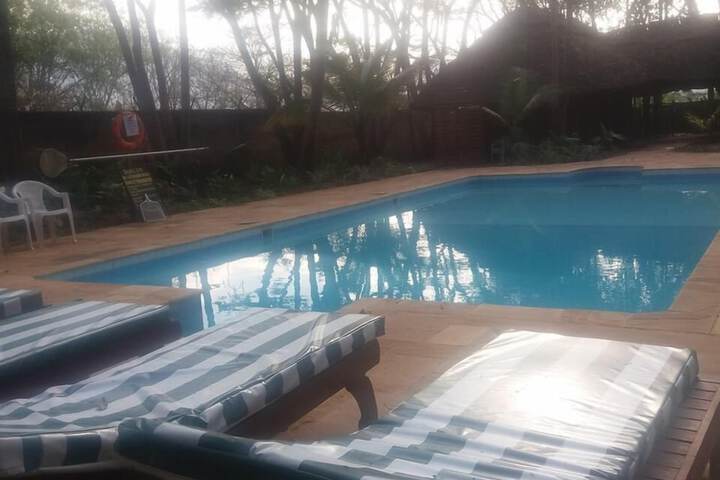 Pool 25 of 47