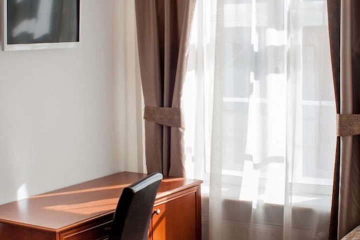 Room 40 of 119