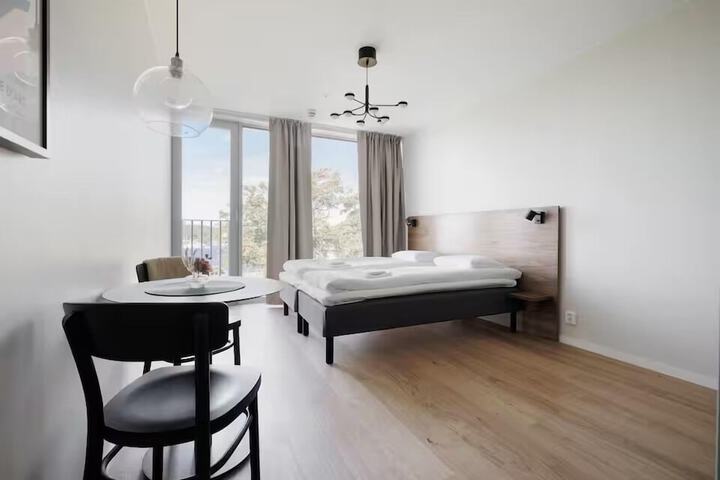 Room 101 of 162