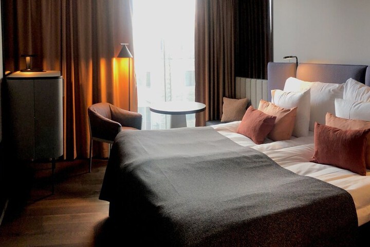 Room 20 of 105