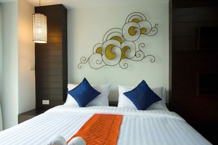 Room 13 of 53