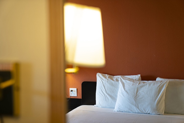 Room 19 of 125