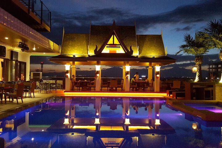Pool 103 of 139