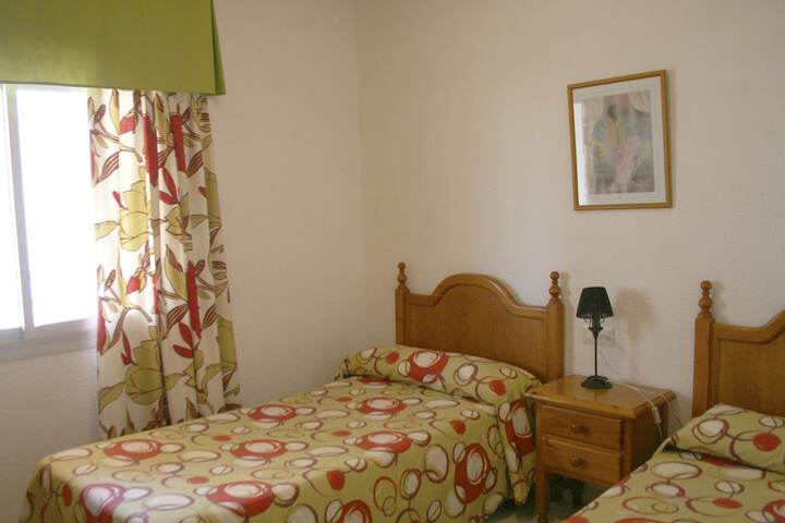 Room 2 of 15