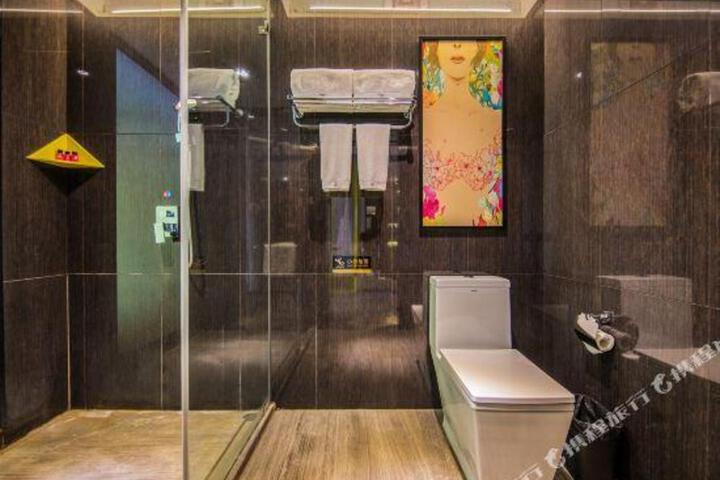 Dali Manjianghong Wellness Holiday Hotel