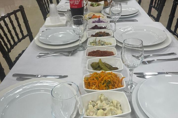 Dining 4 of 6