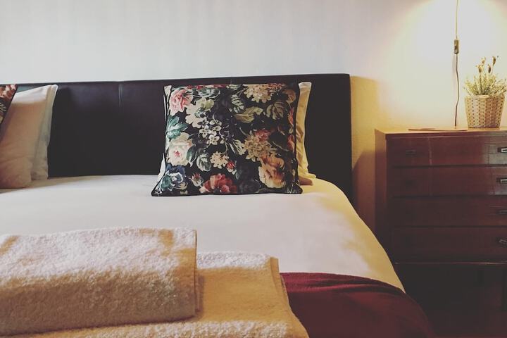 Room 7 of 82