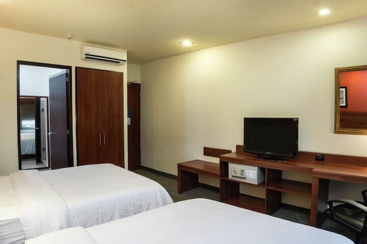 Room 18 of 92