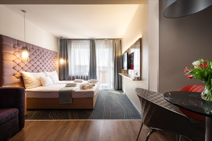 Room 21 of 135