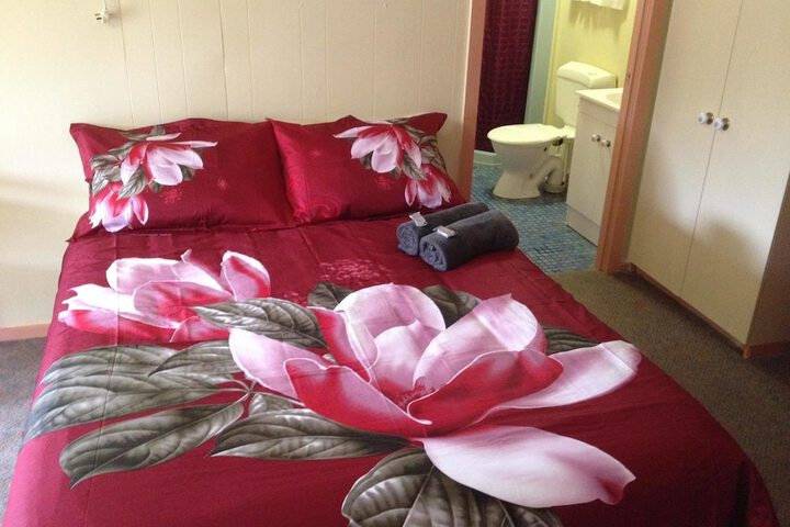 Room 122 of 228