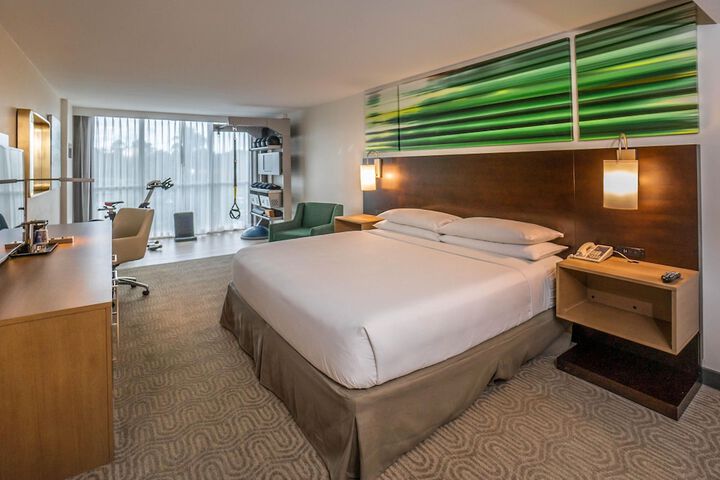Room 10 of 63
