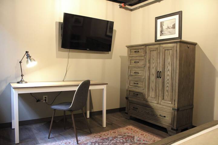 Room 15 of 42