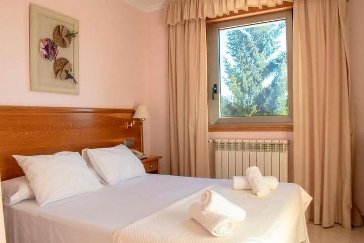 Room 3 of 26