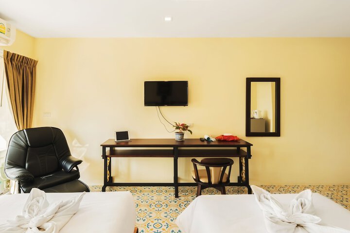 Room 20 of 35