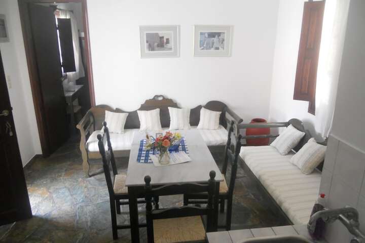Room 26 of 79