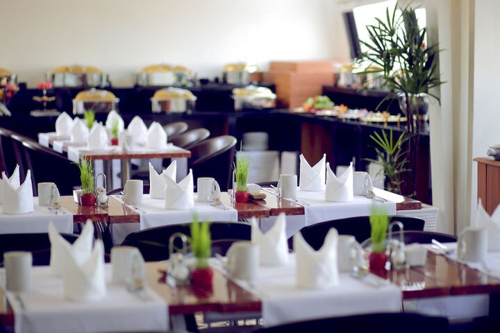 Dining 106 of 155