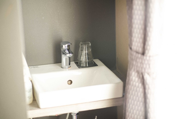 Room 43 of 77