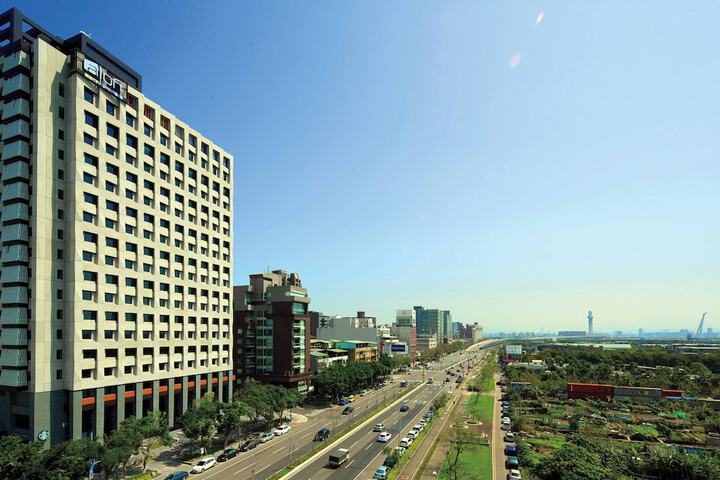 Hotel 53 of 66