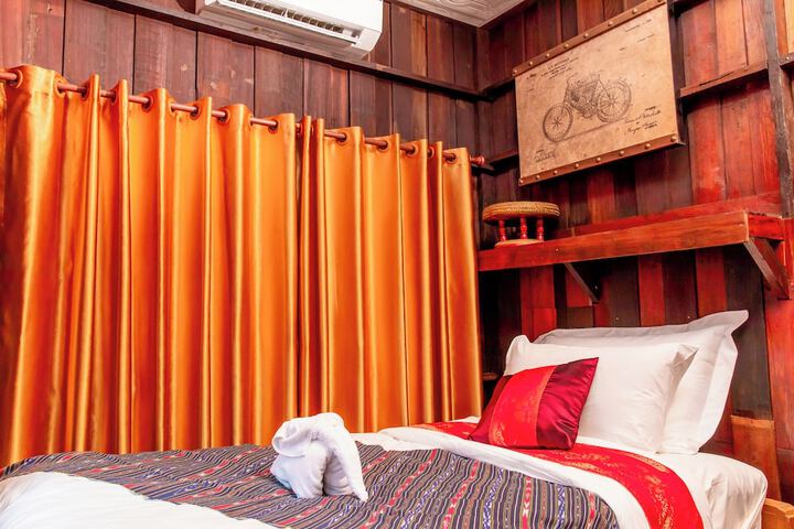 Room 40 of 86