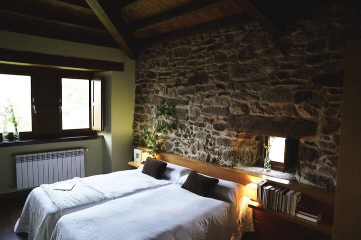 Room 21 of 77