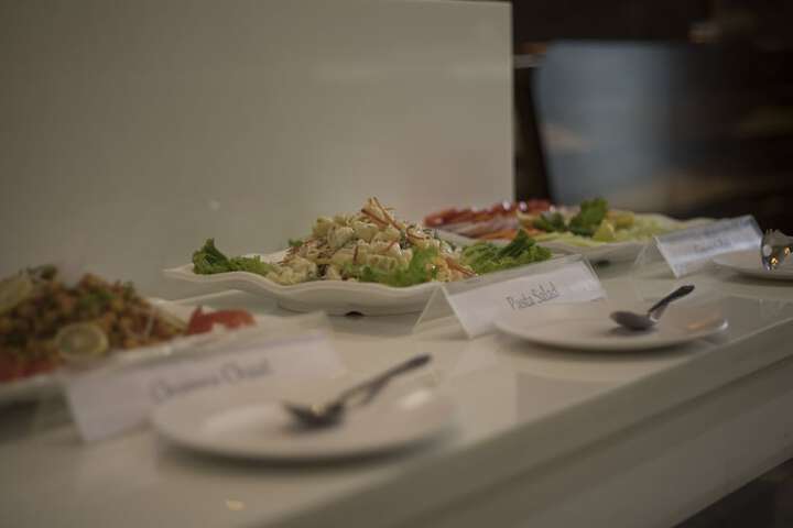 Dining 68 of 102
