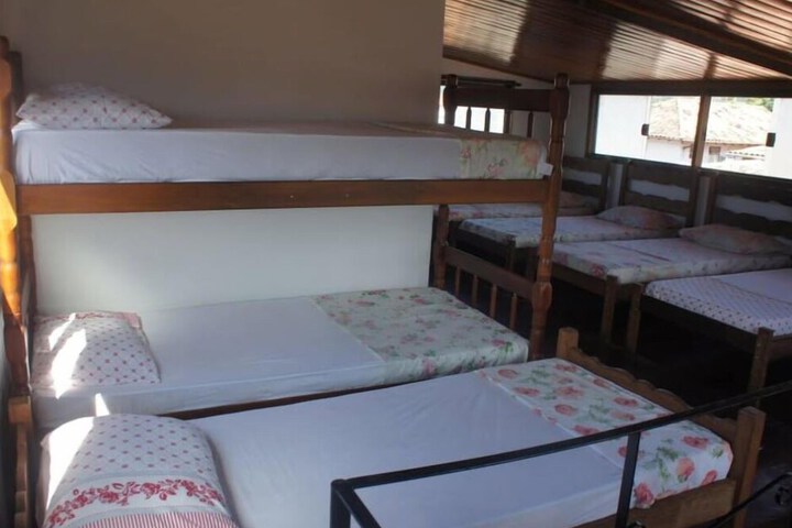 Room 7 of 11