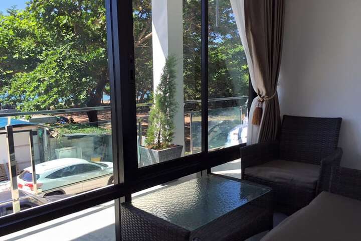 Room 14 of 35