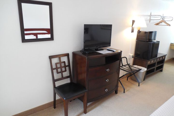 Room 23 of 54