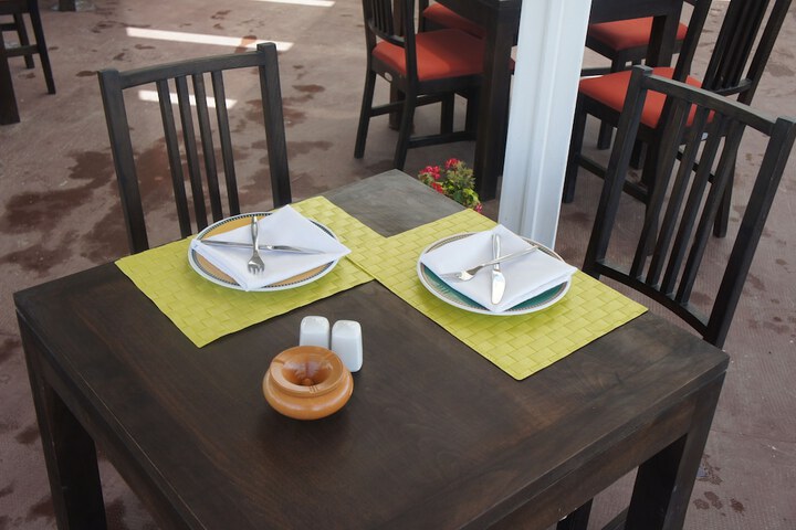 Dining 84 of 103