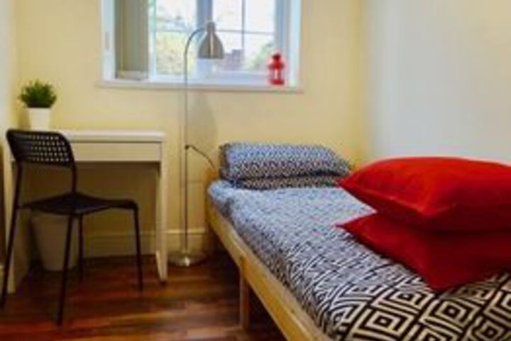 Room 16 of 23