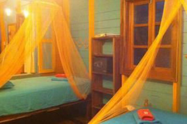 Room 8 of 14