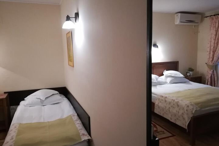 Room 10 of 56