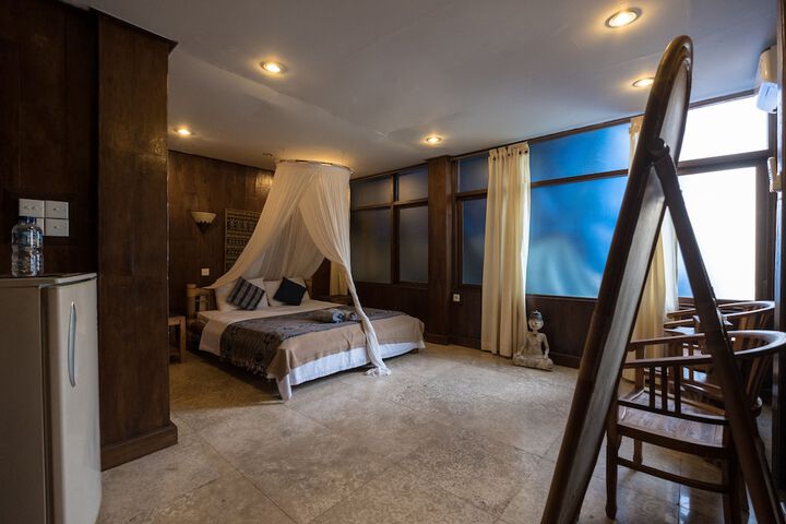 Room 28 of 40