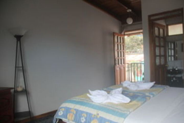 Room 6 of 19