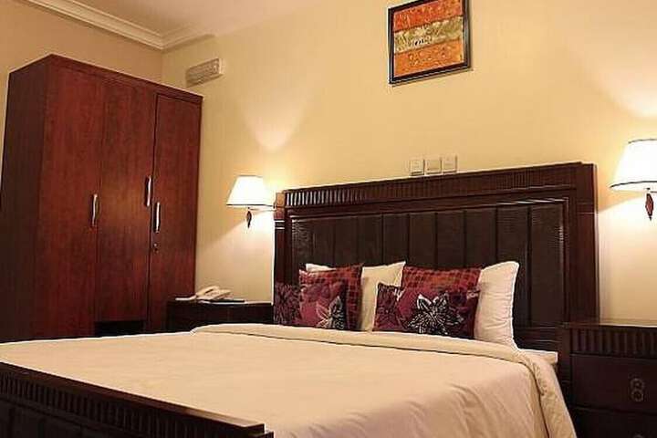 Room 2 of 14
