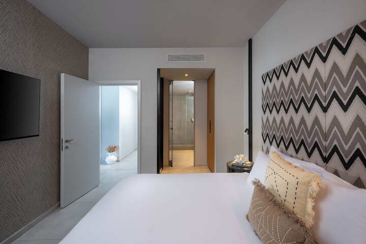Room 36 of 104