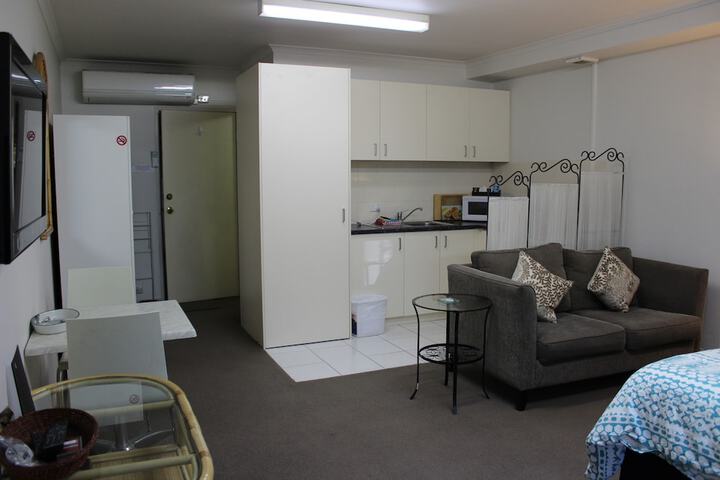 Room 4 of 22