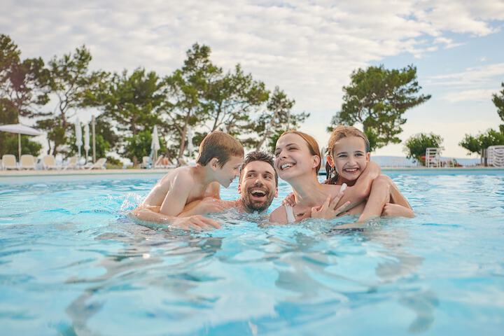 Pool 39 of 78