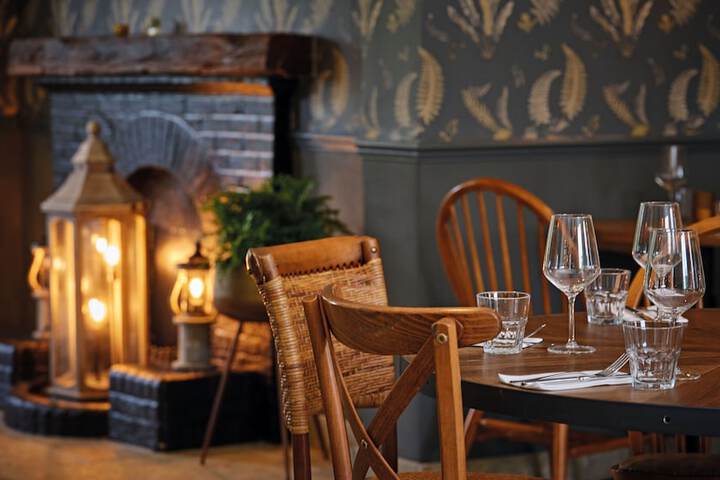 Dining Photos
