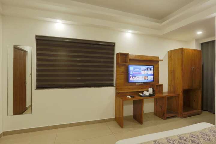 Room 18 of 55