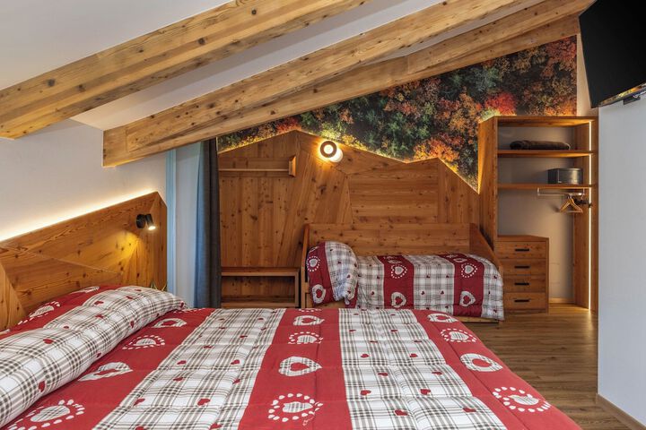 Room 26 of 117