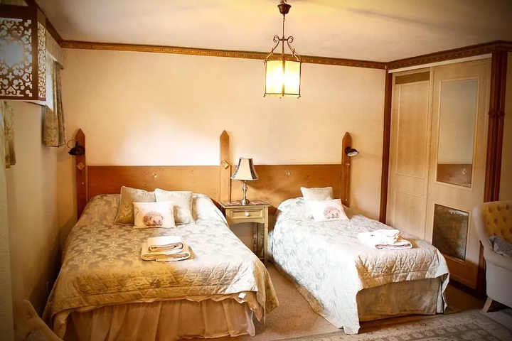 guest_rooms