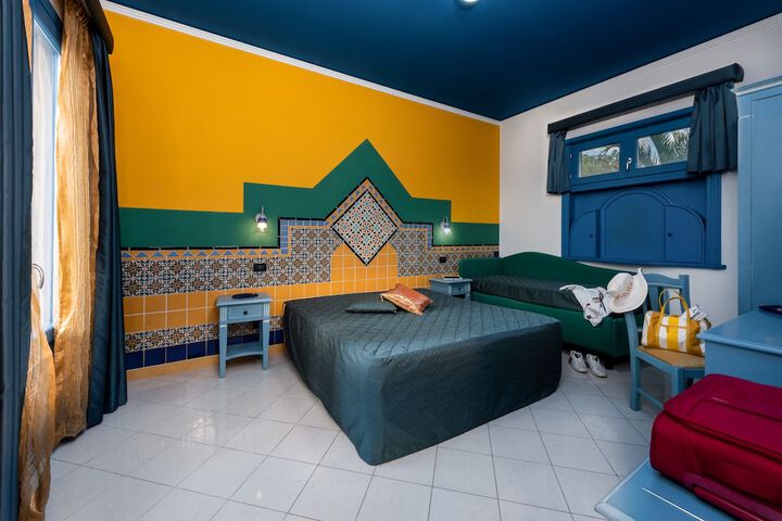 Room 8 of 44