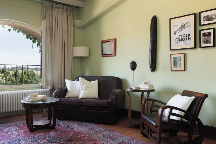 Room 75 of 147